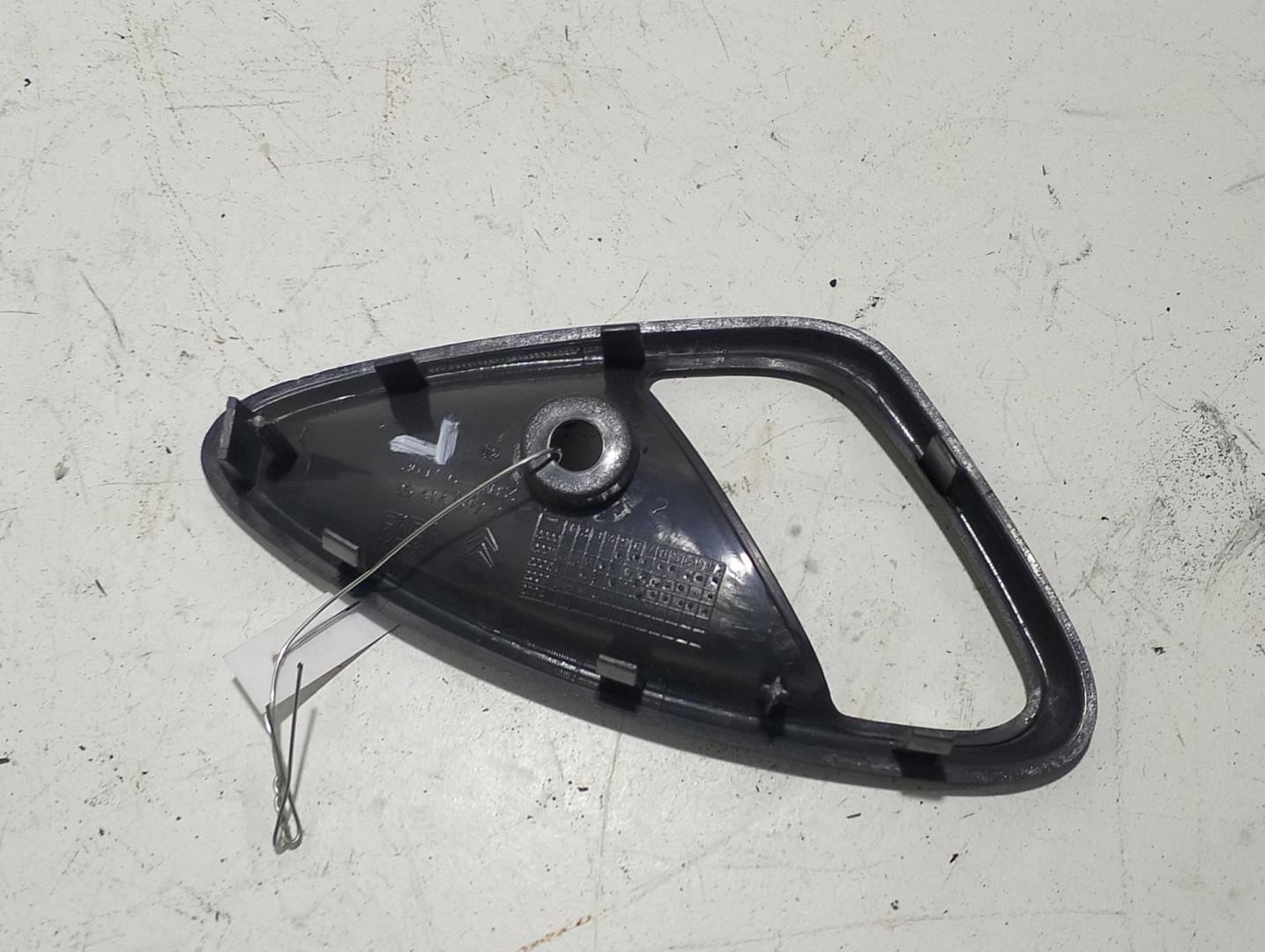 Накладка ручки наружной