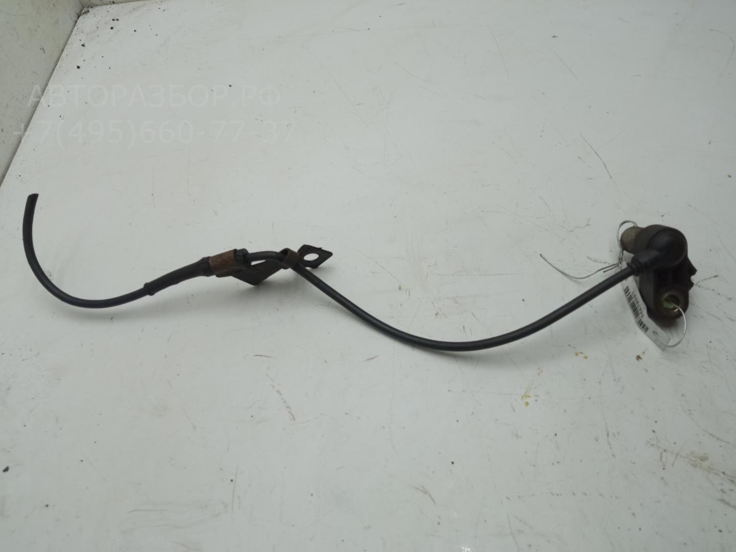 Датчик ABS передний