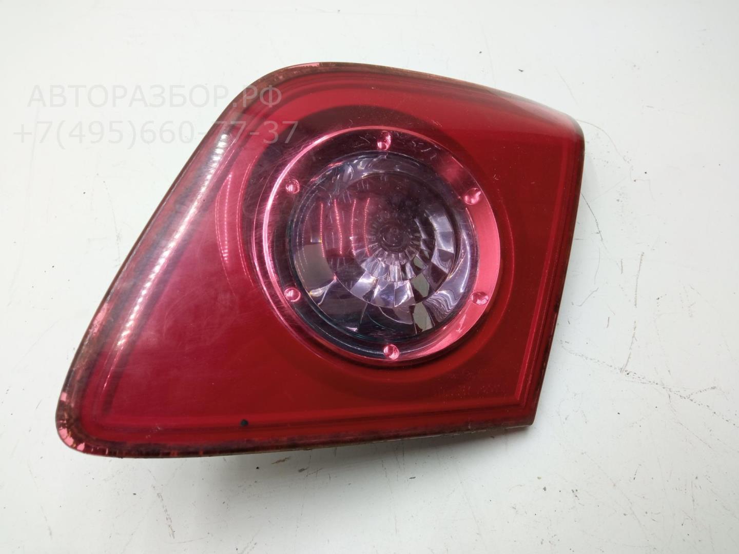 Фонарь задний внутренний правый