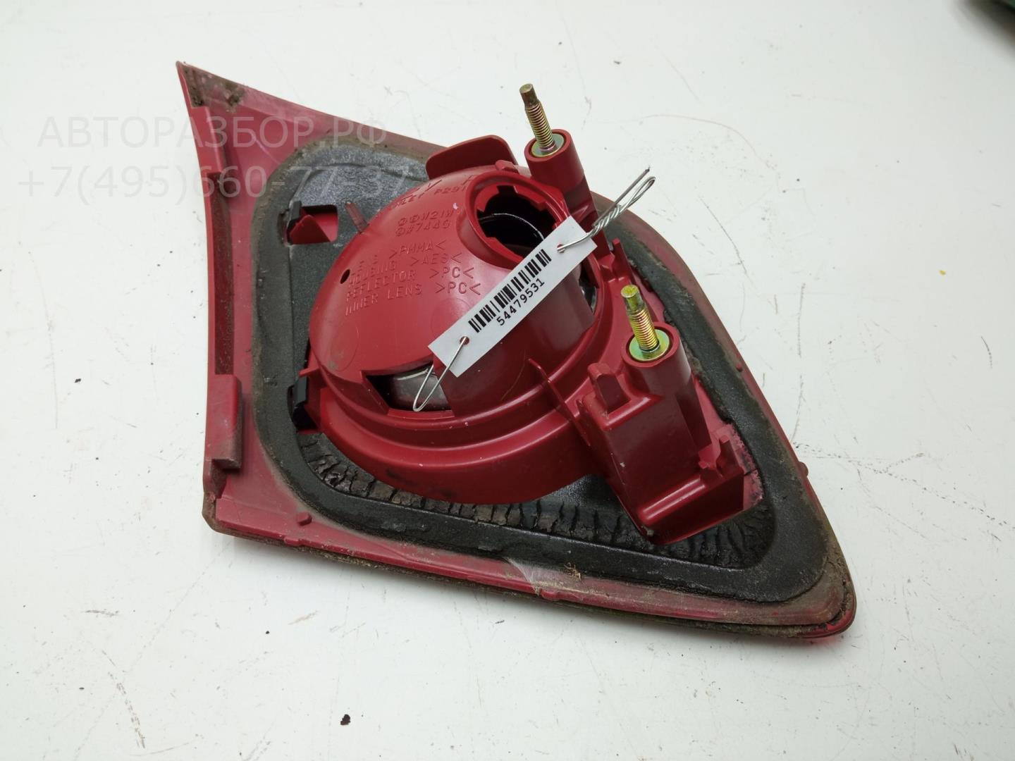 Фонарь задний внутренний правый