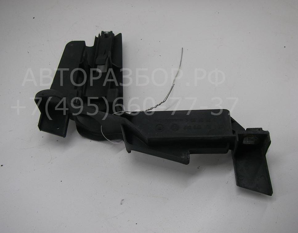 Крепеж фары