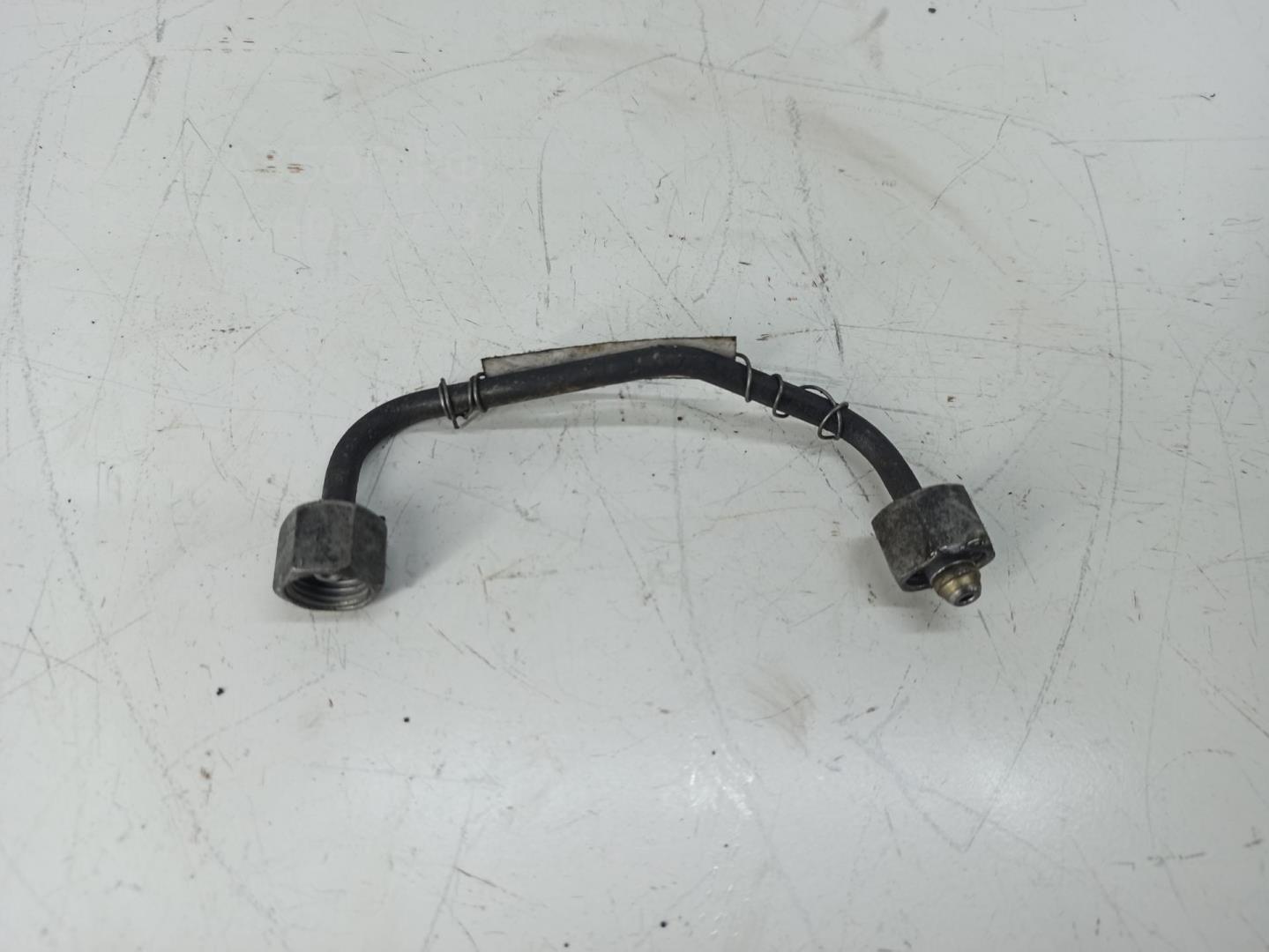 Трубка топливная