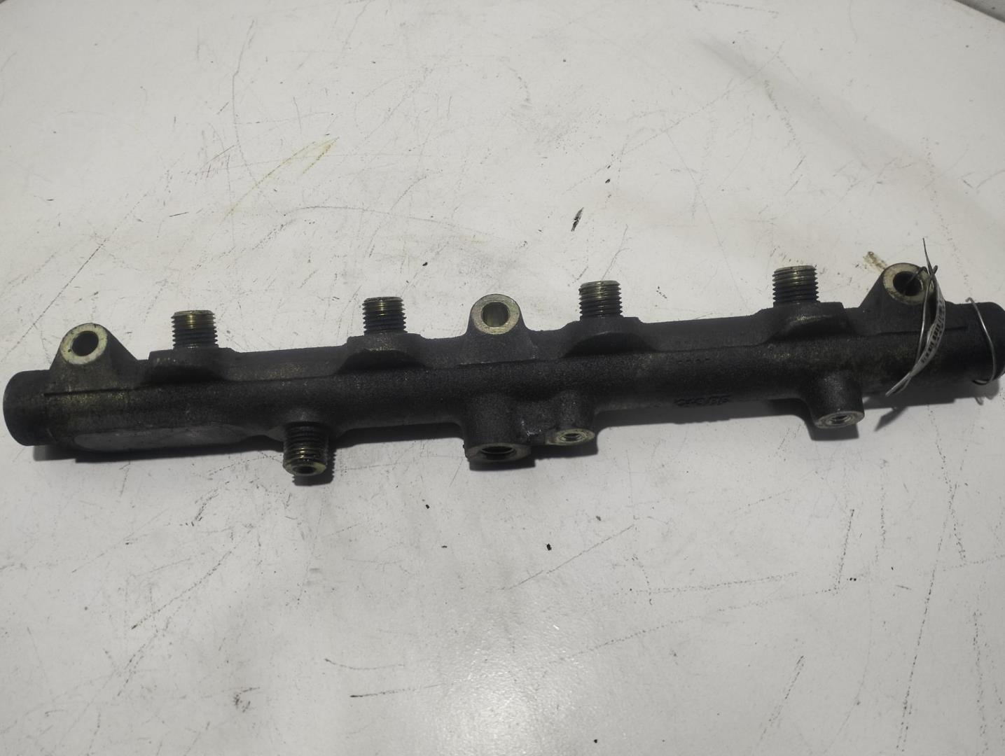 Рейка топливная (рампа)