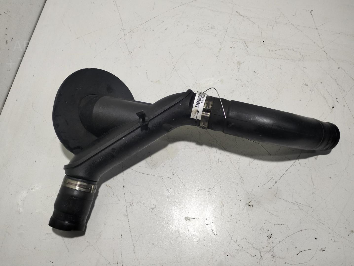 Маслозаливная горловина