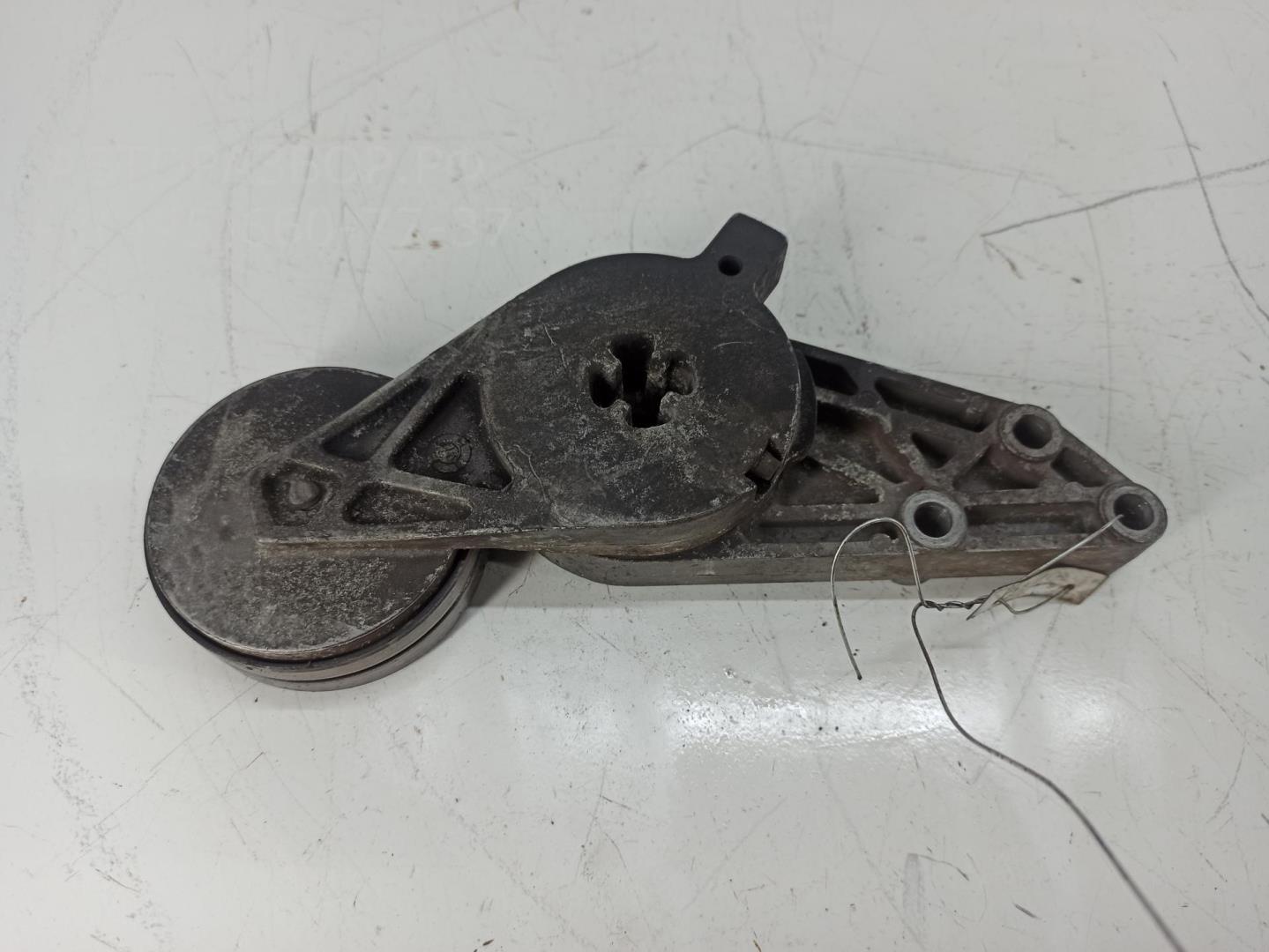 Механизм натяжения ремня ГРМ