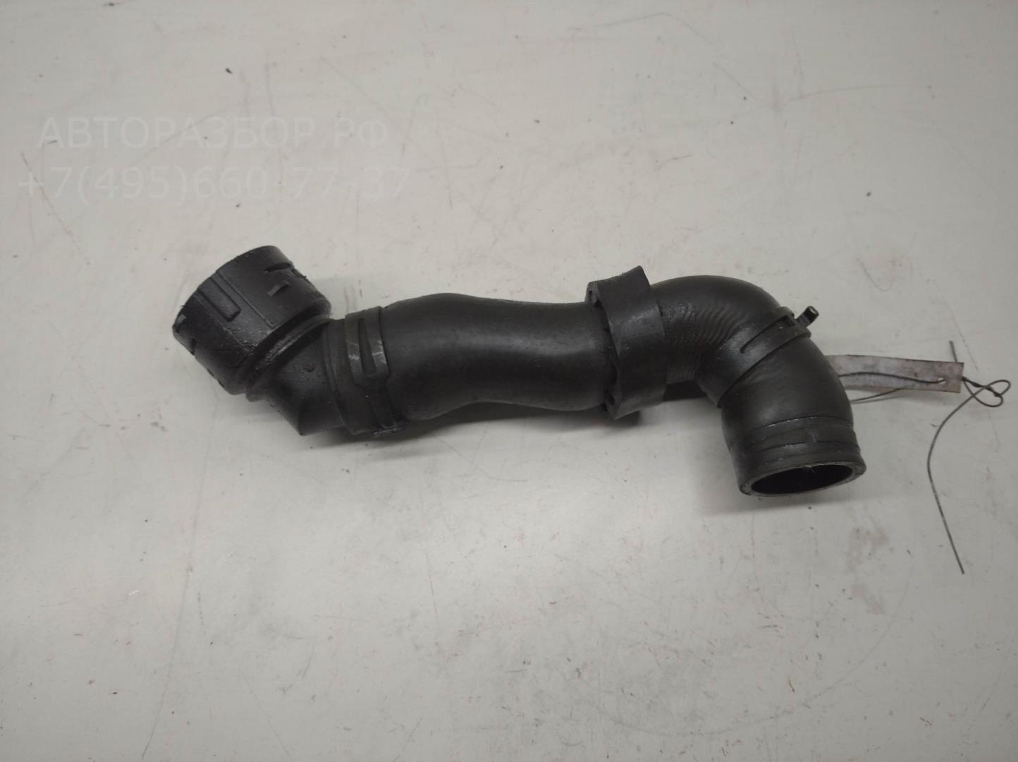 Патрубок радиатора