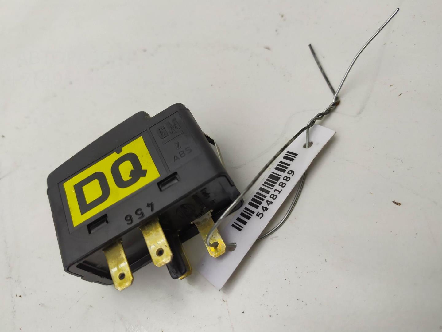 Кнопка корректора фар