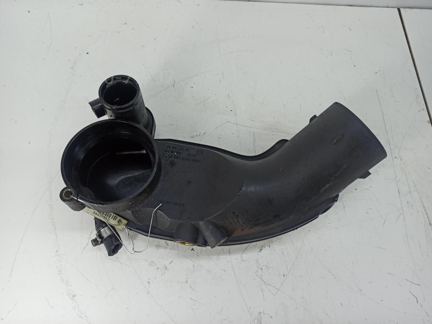 Патрубок воздушного фильтра