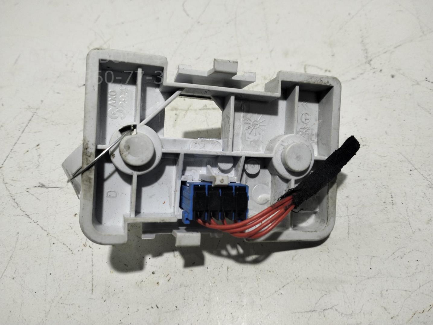 Плата заднего фонаря правого