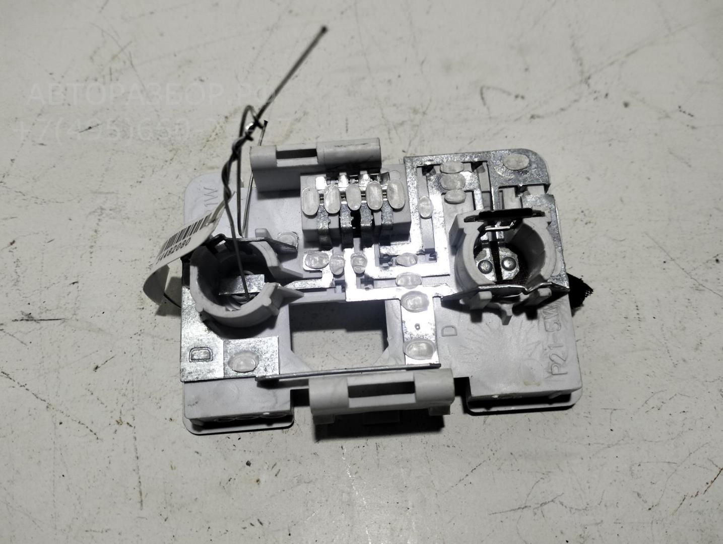 Плата заднего фонаря правого