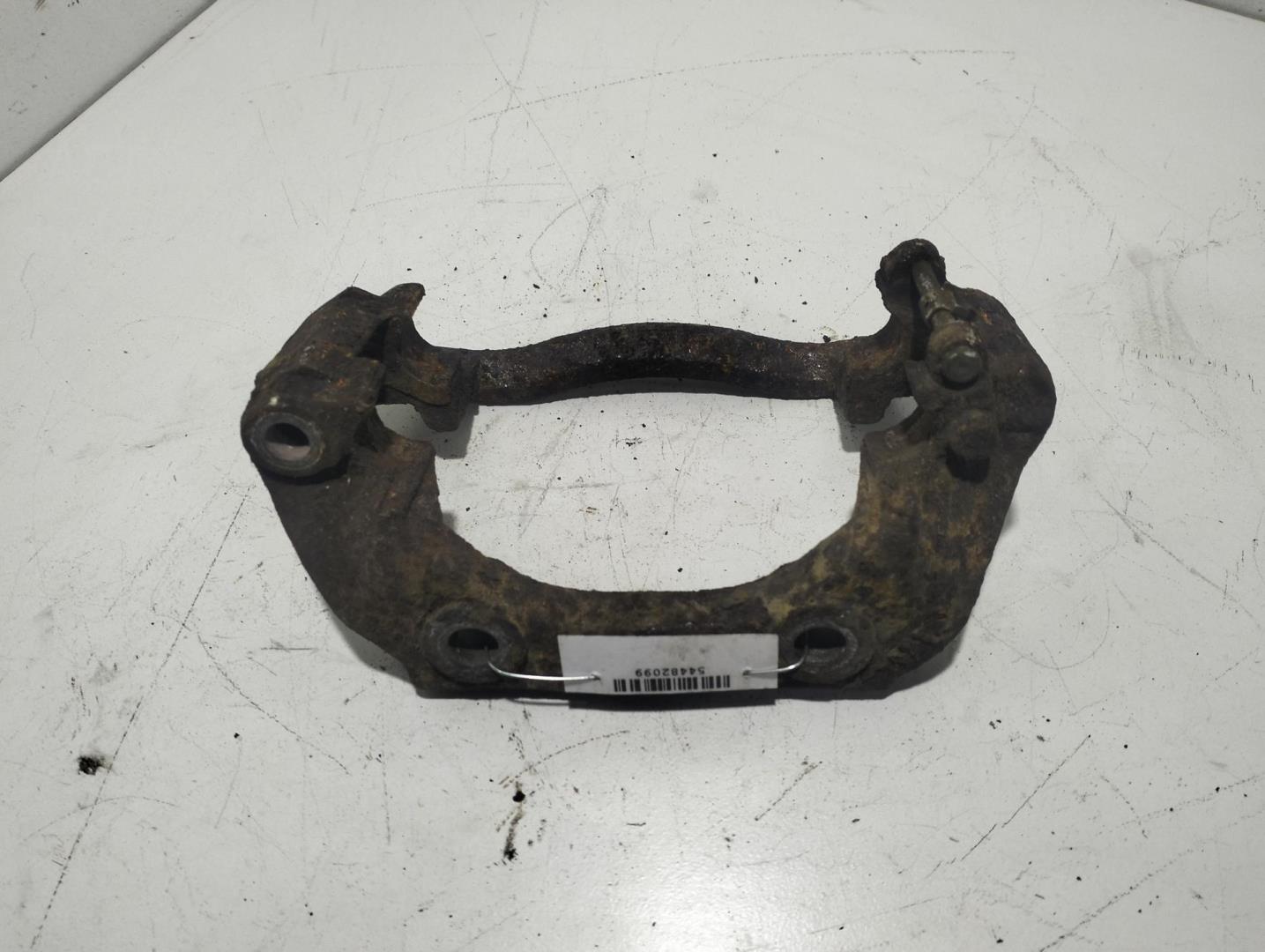 Скоба суппорта переднего