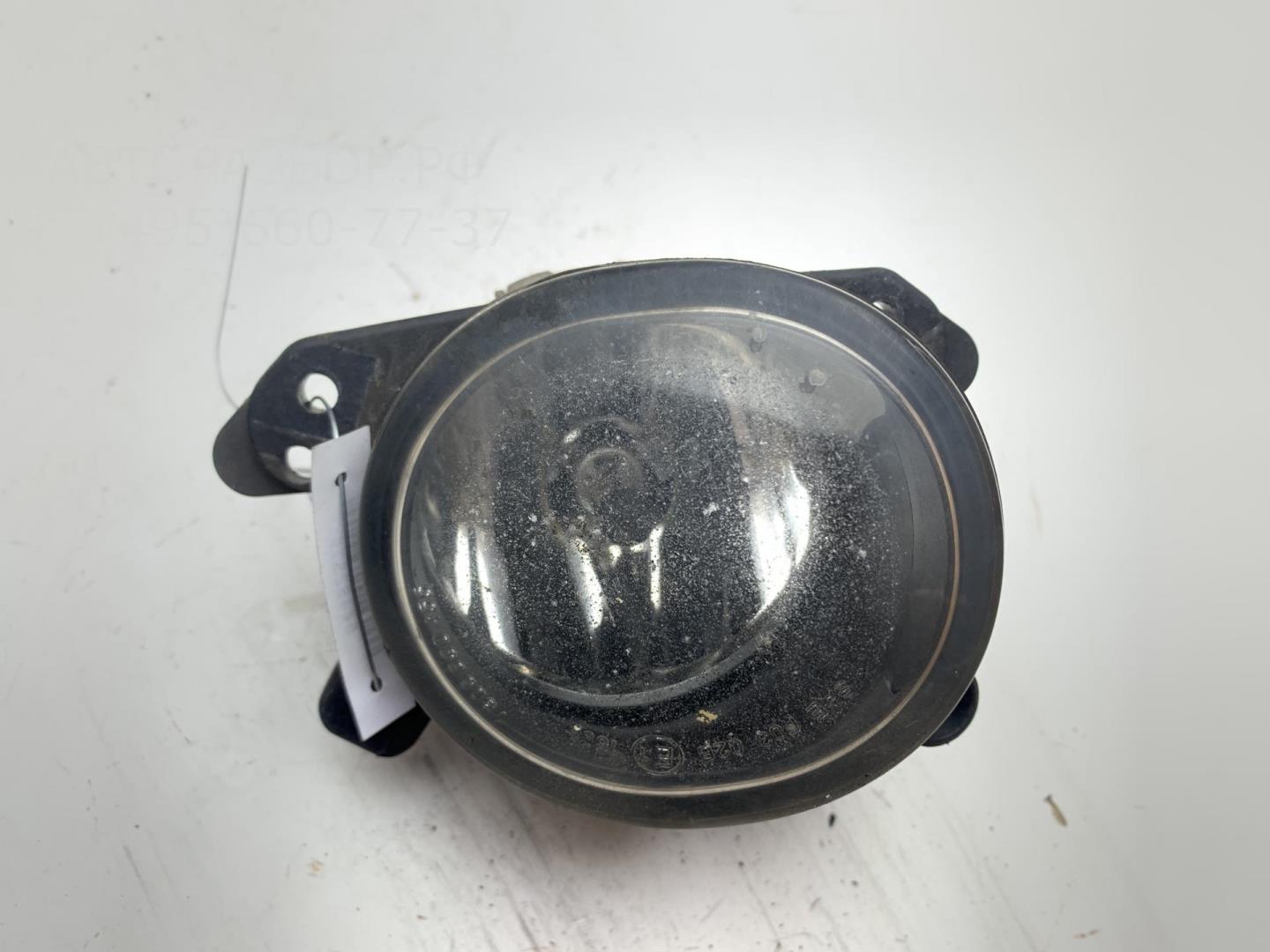 Фара противотуманная левая