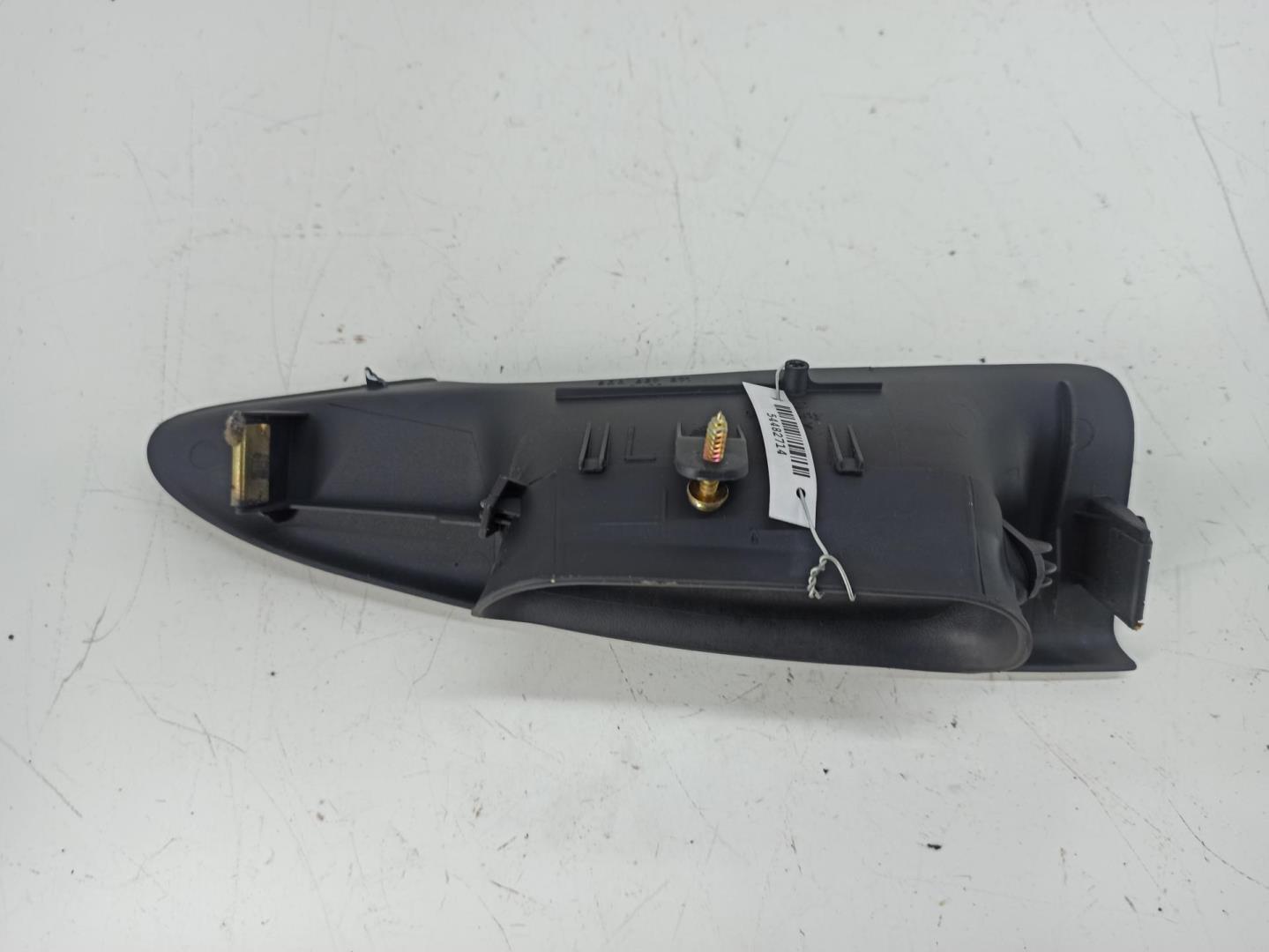 Ручка двери задней внутренняя левая