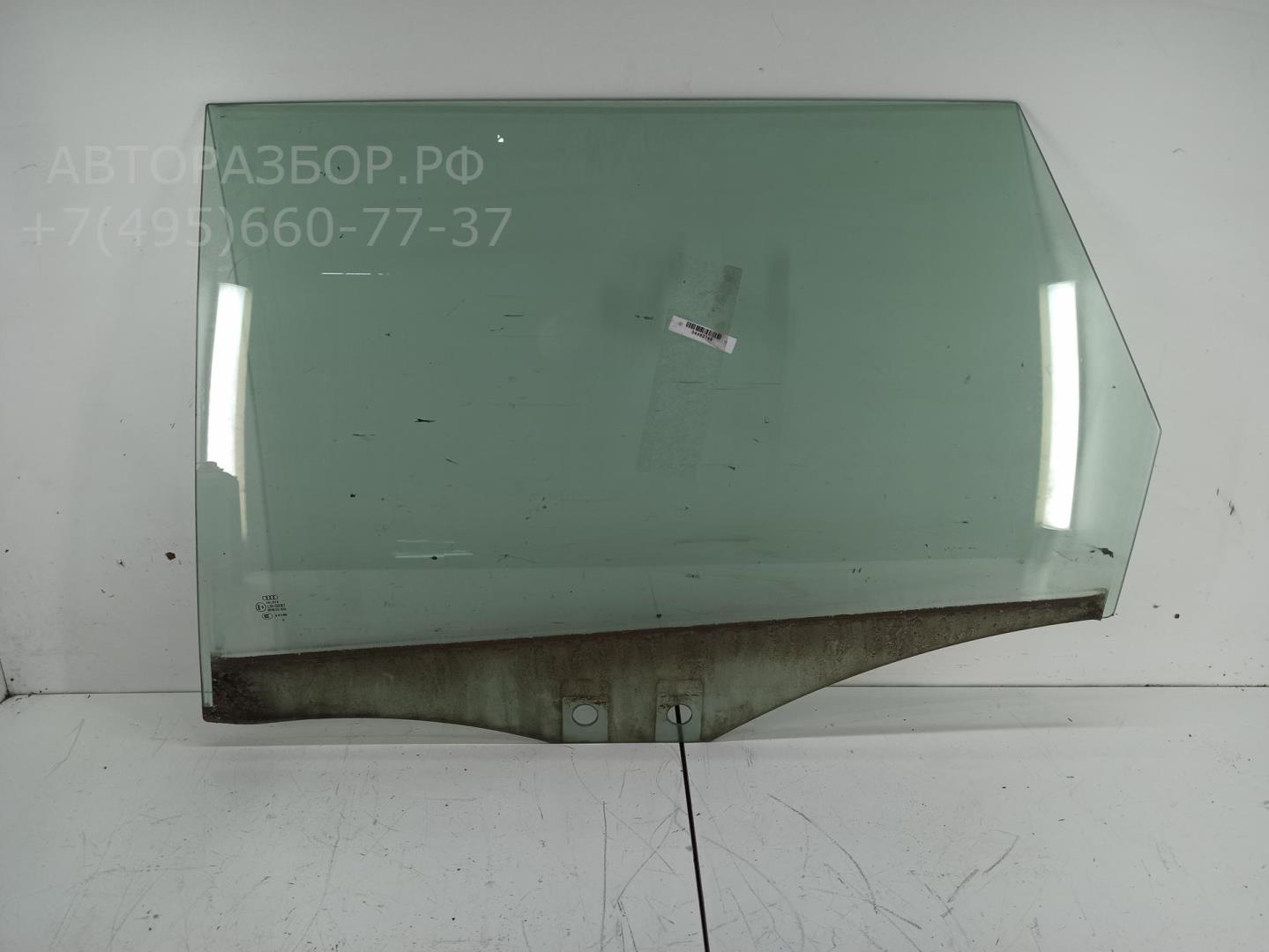 Стекло двери задней левой