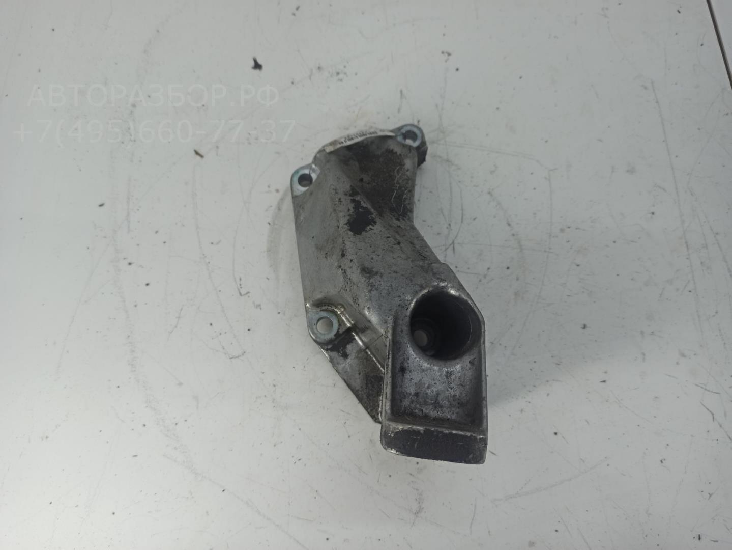 Кронштейн двигателя левый