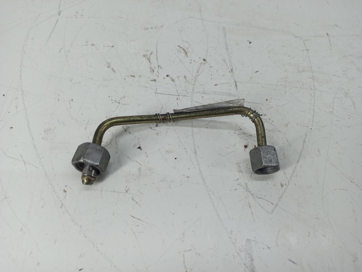 Трубка топливная