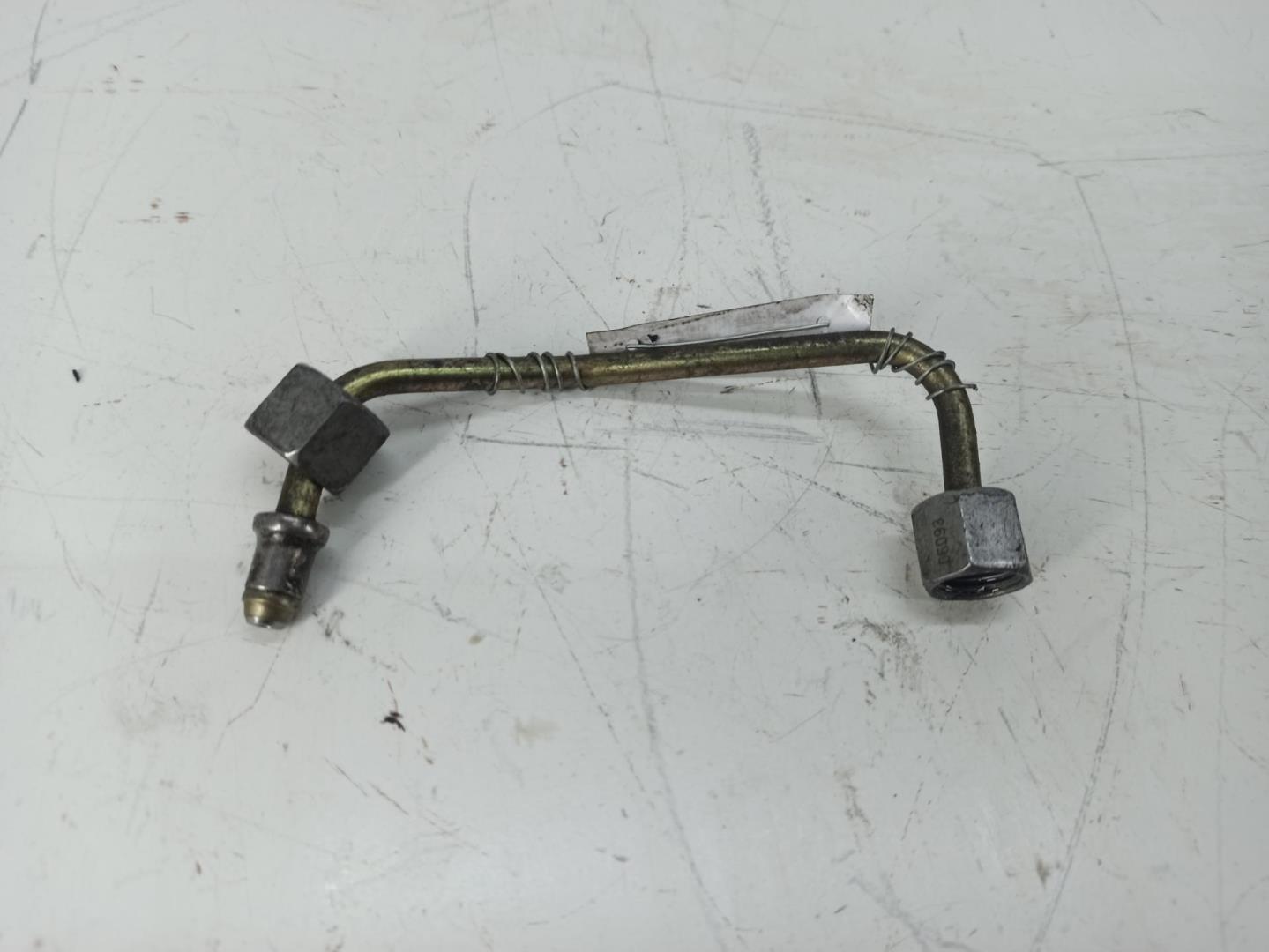 Трубка топливная