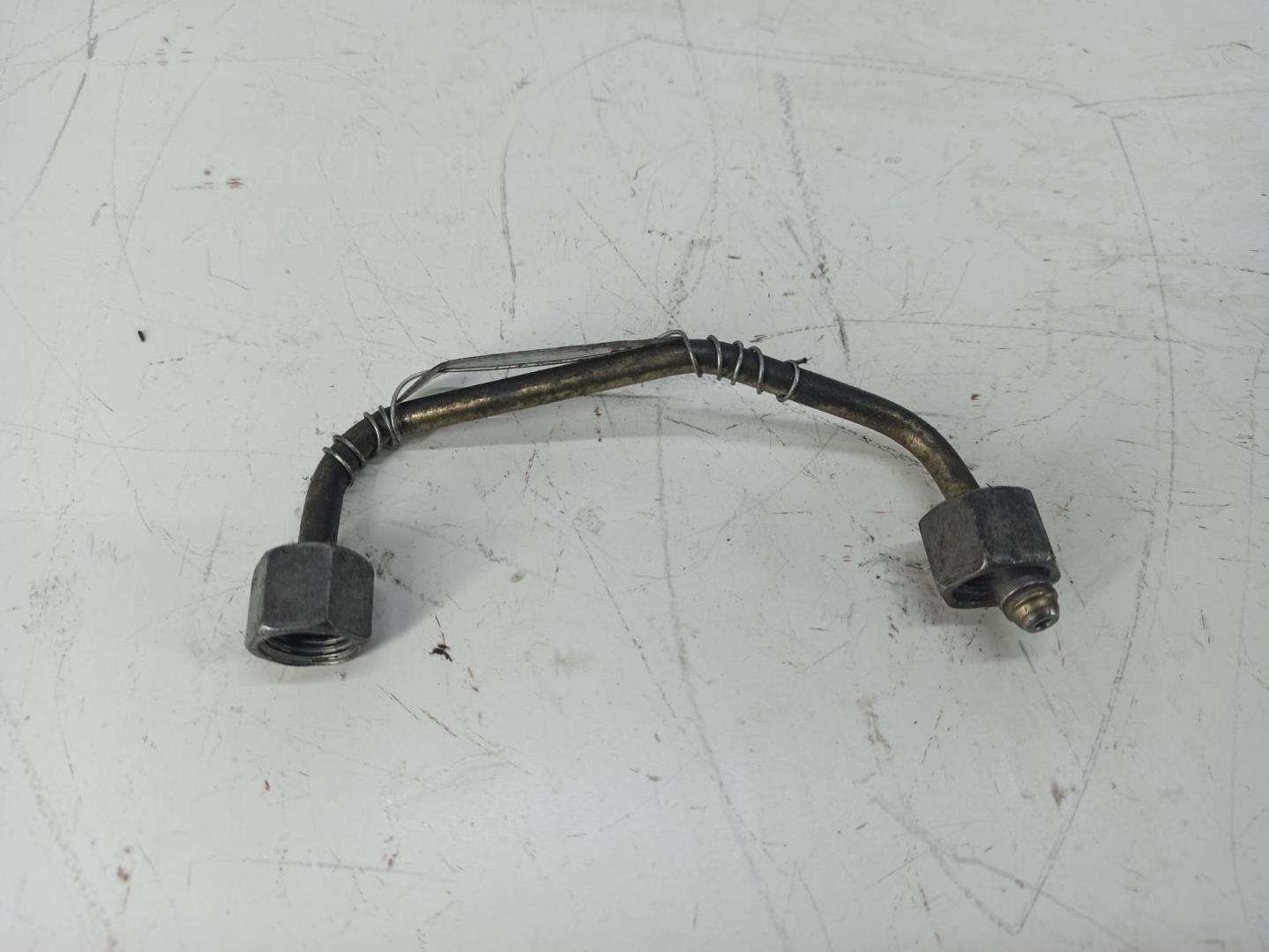 Трубка топливная