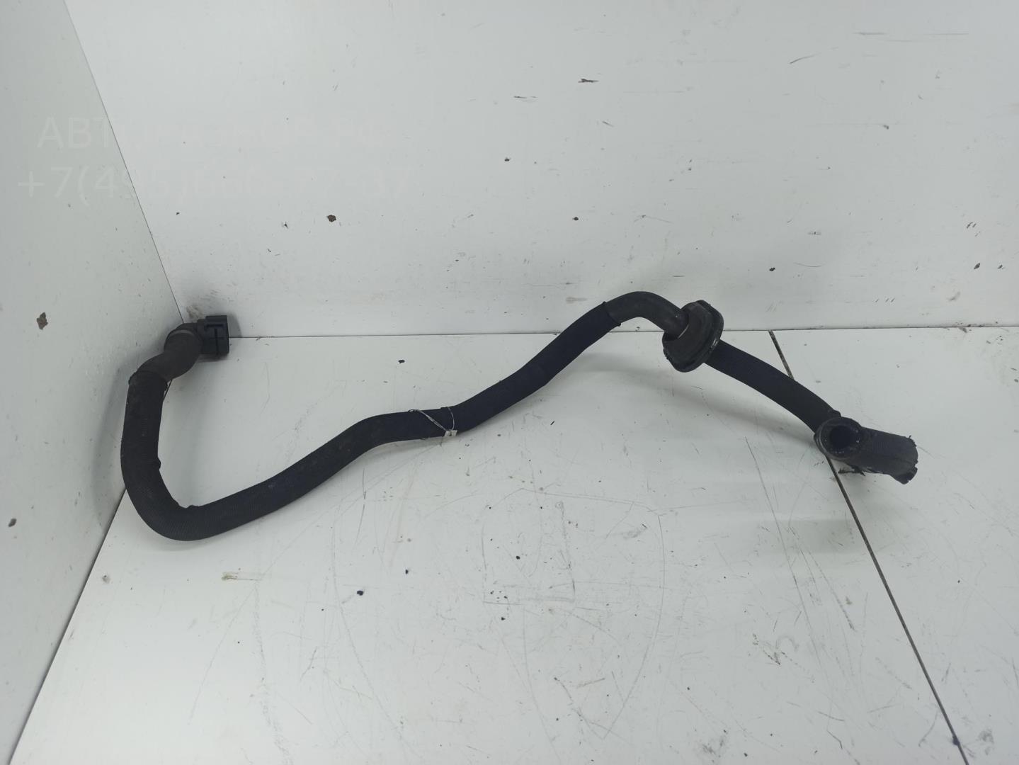 Патрубок отопителя