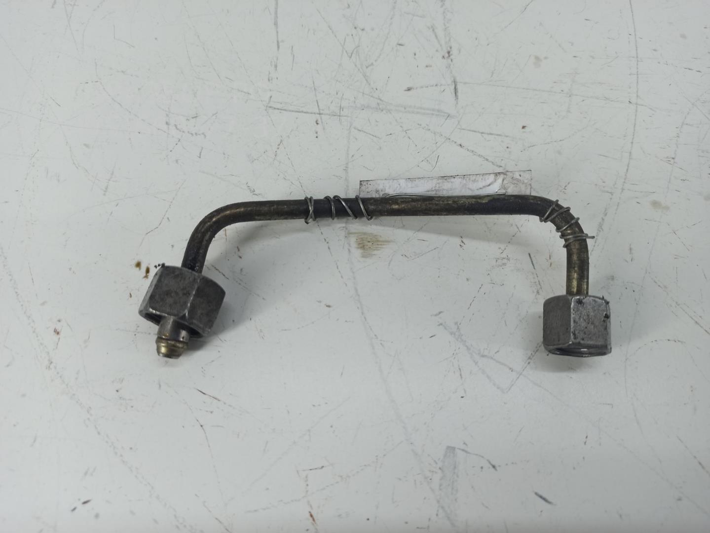 Трубка топливная