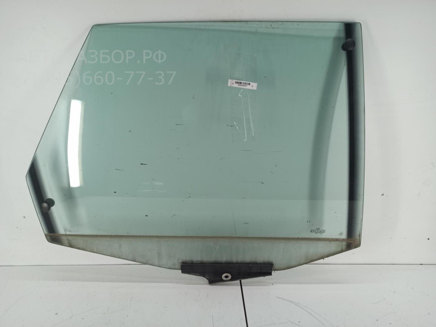 Стекло двери задней правой