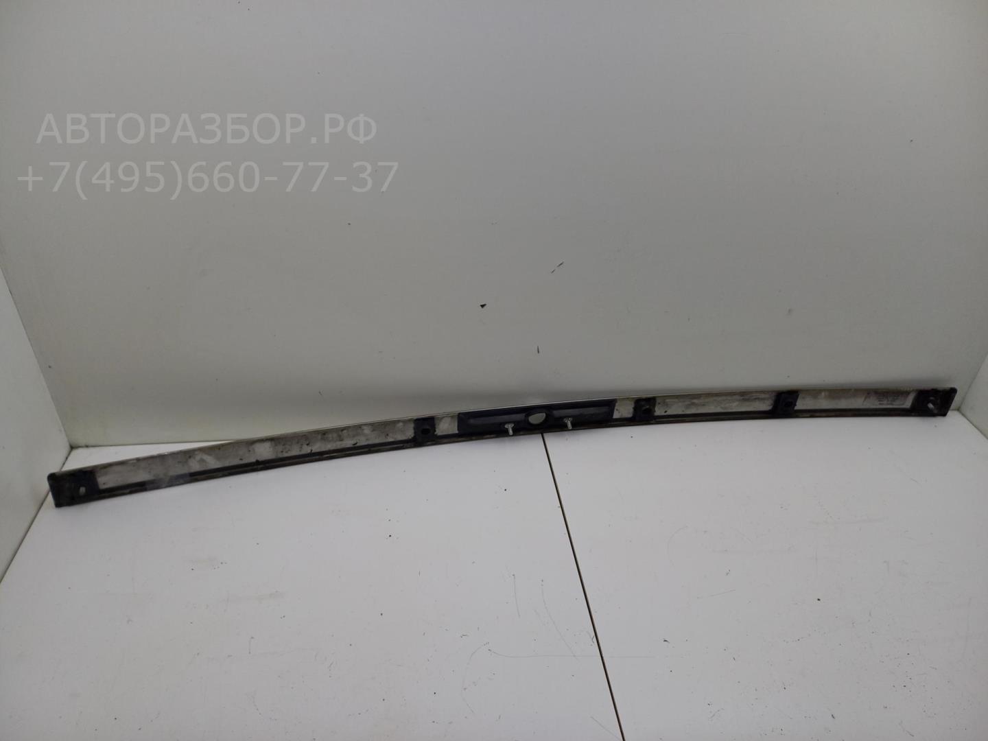 Накладка крышки багажника