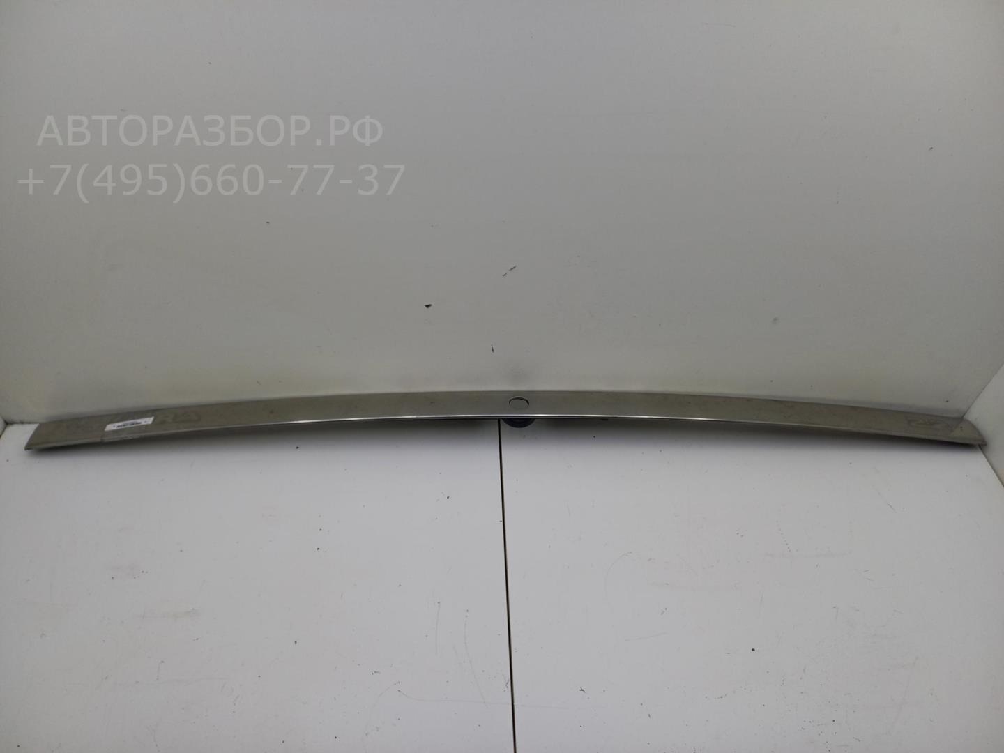 Накладка крышки багажника