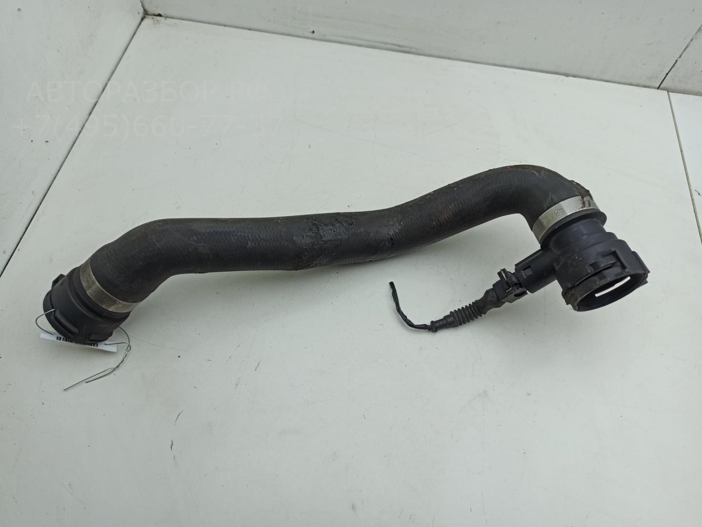 Патрубок радиатора