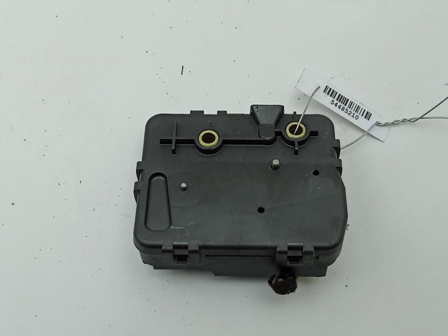 Замок багажника