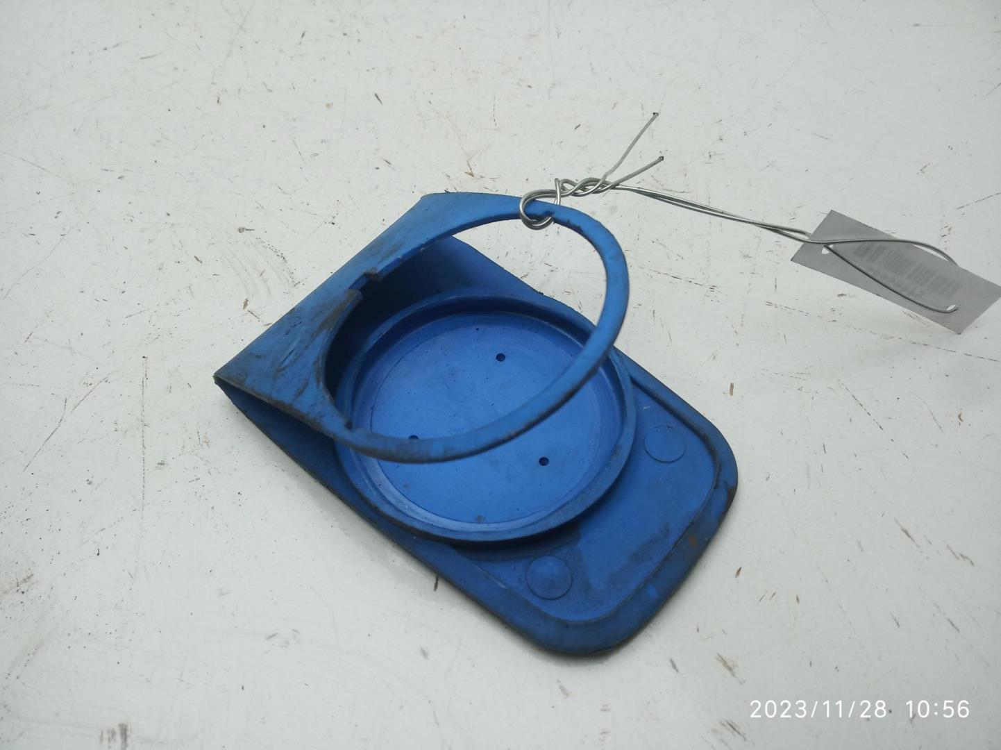 Крышка бачка омывателя