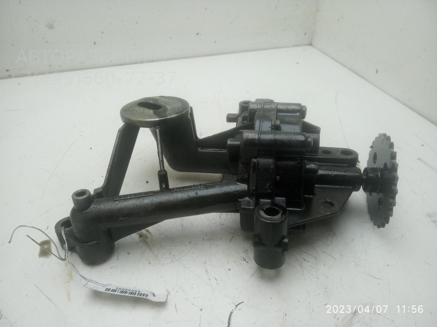 Насос масляный