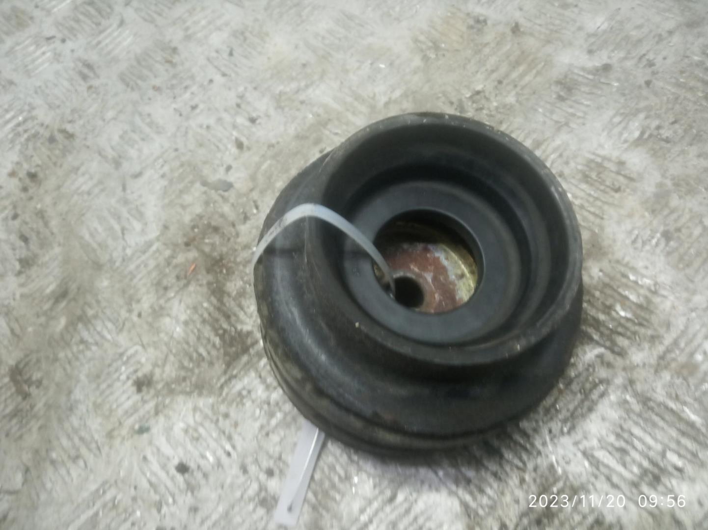 Опора переднего амортизатора верхняя