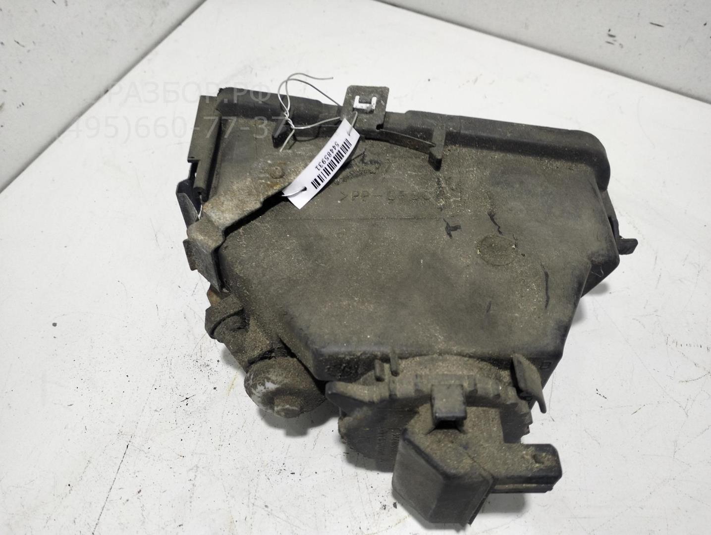 Фара противотуманная правая