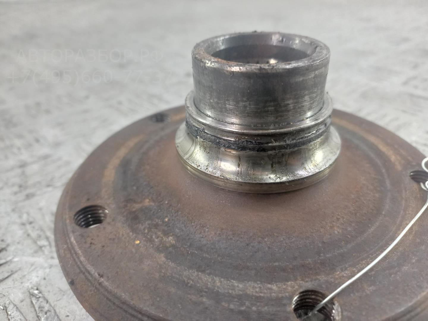 Фланец ступицы