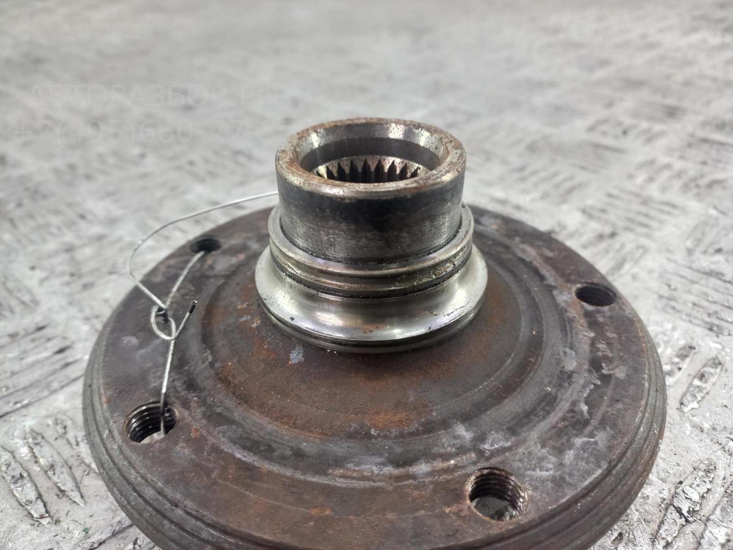 Фланец ступицы