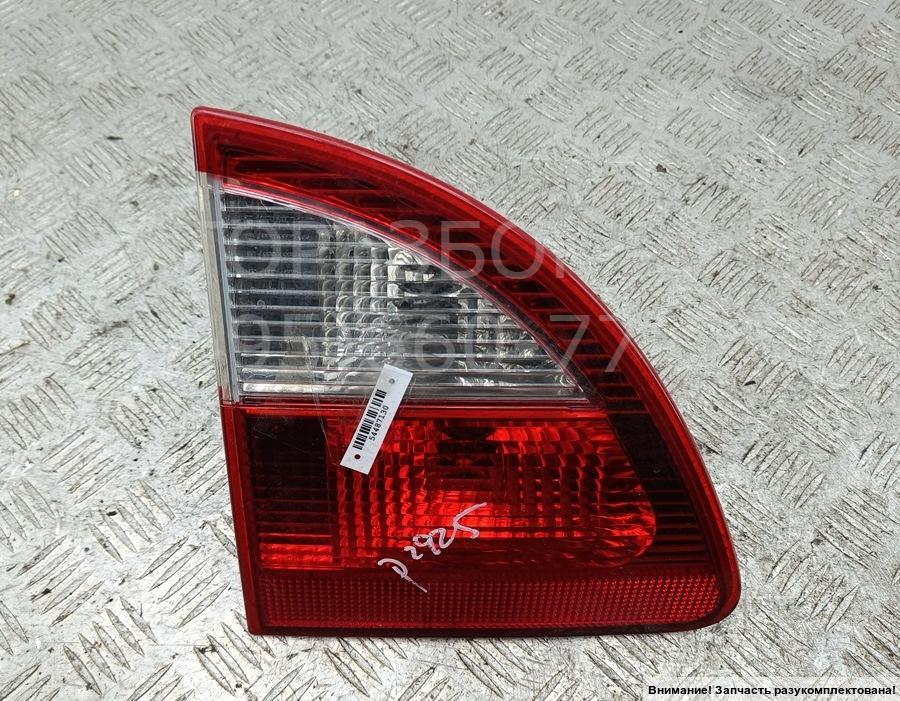 Фонарь задний внутренний правый