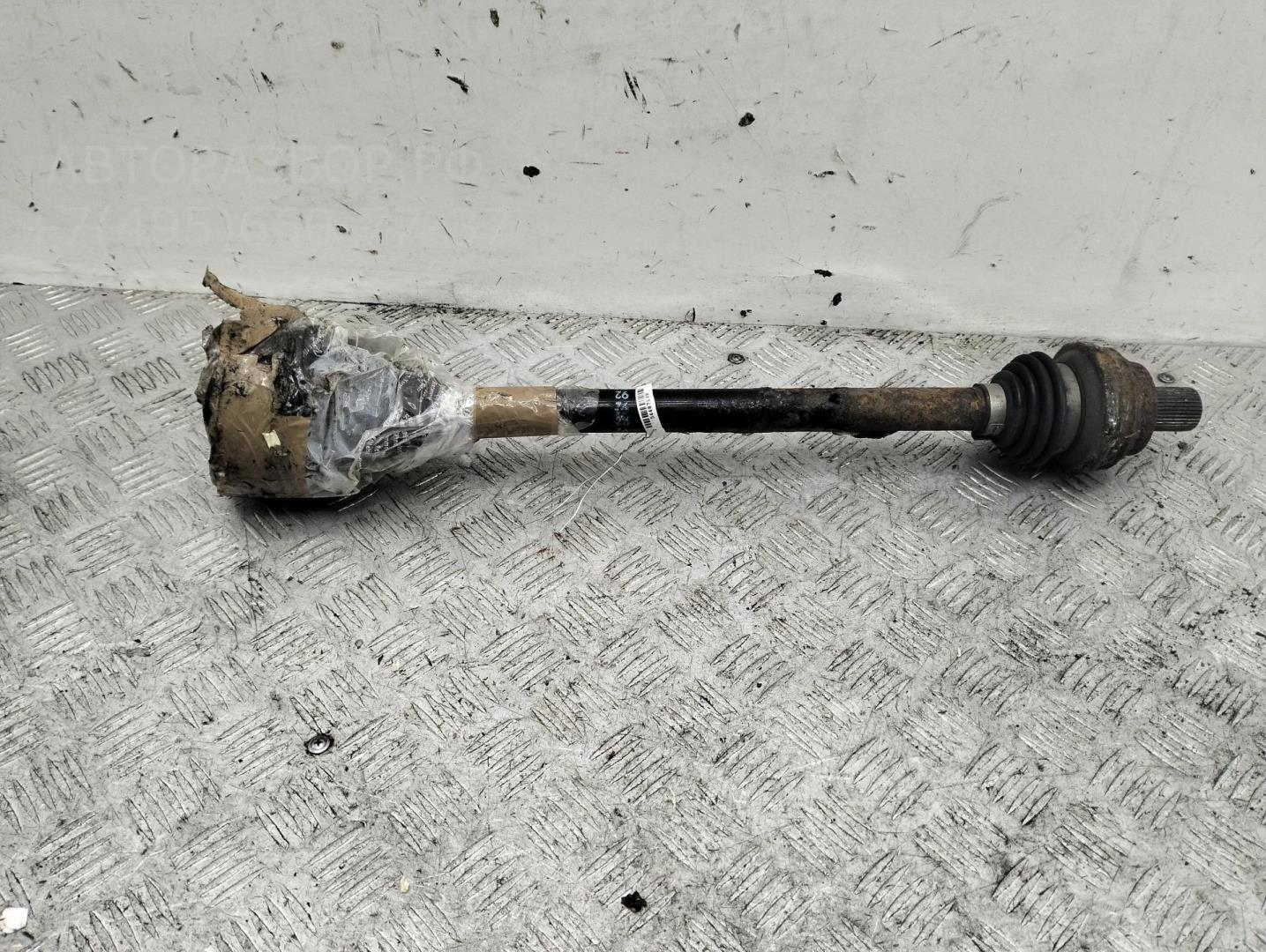 Полуось задняя