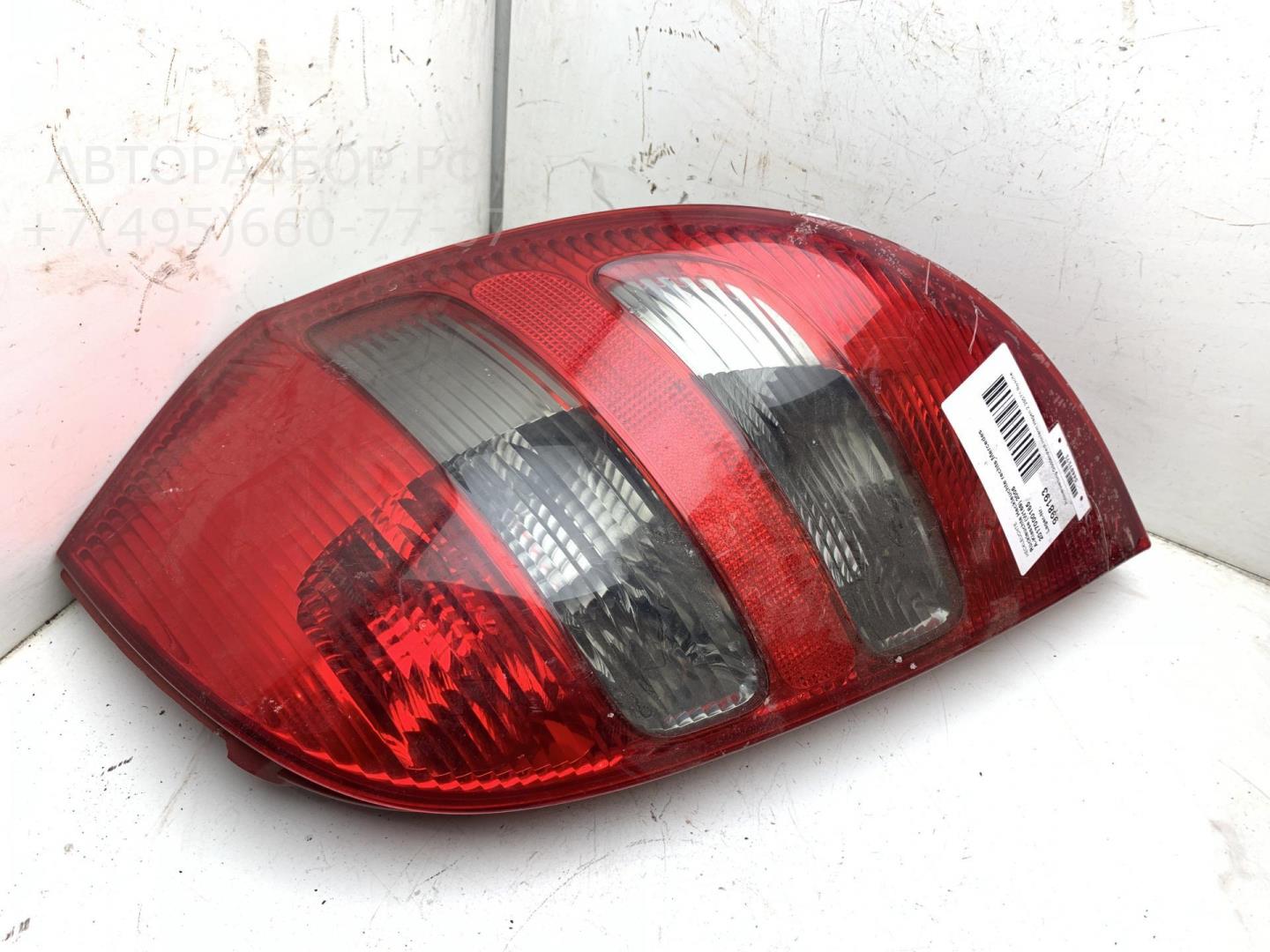 Фонарь задний правый