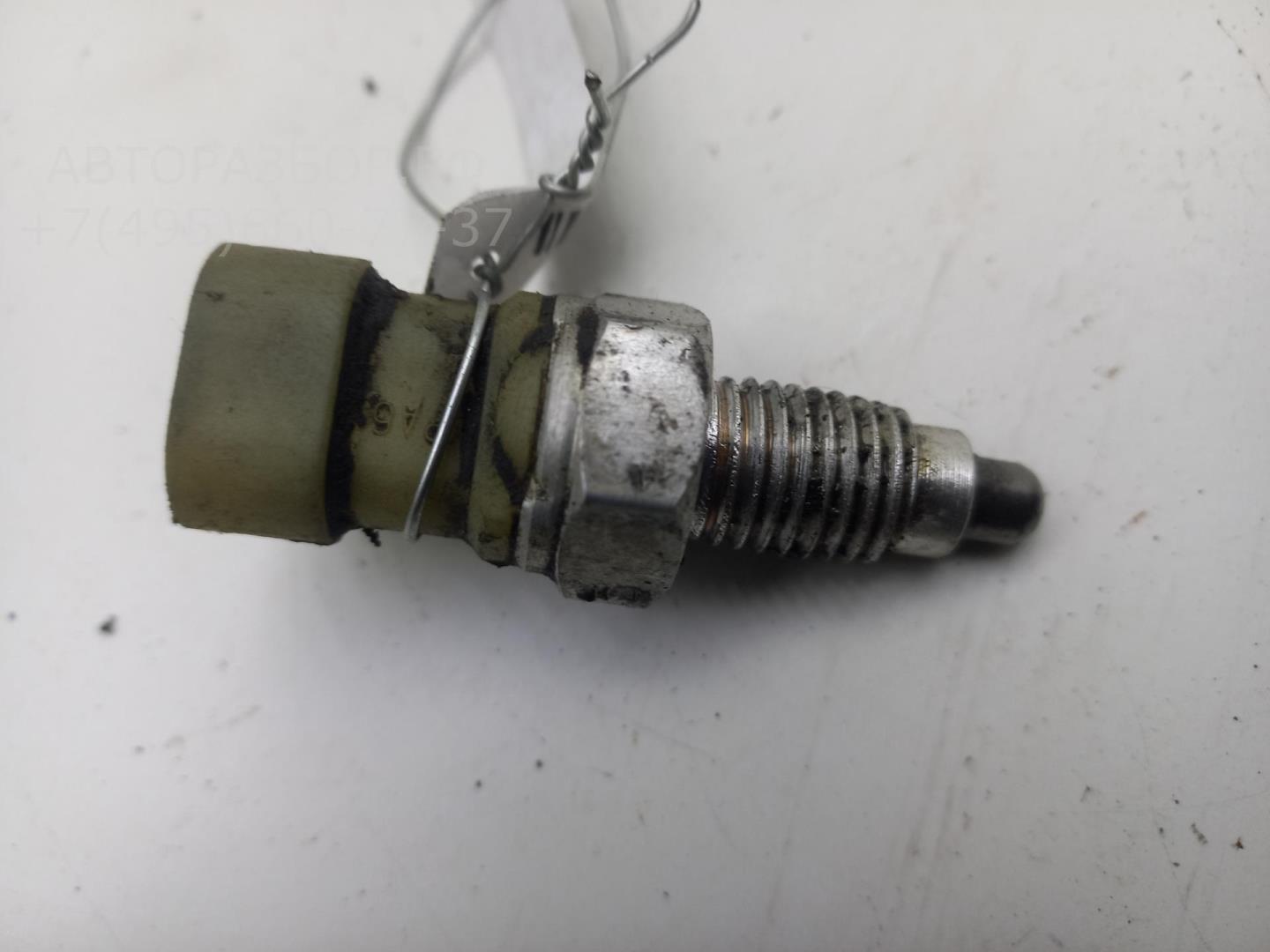 Датчик включения заднего хода