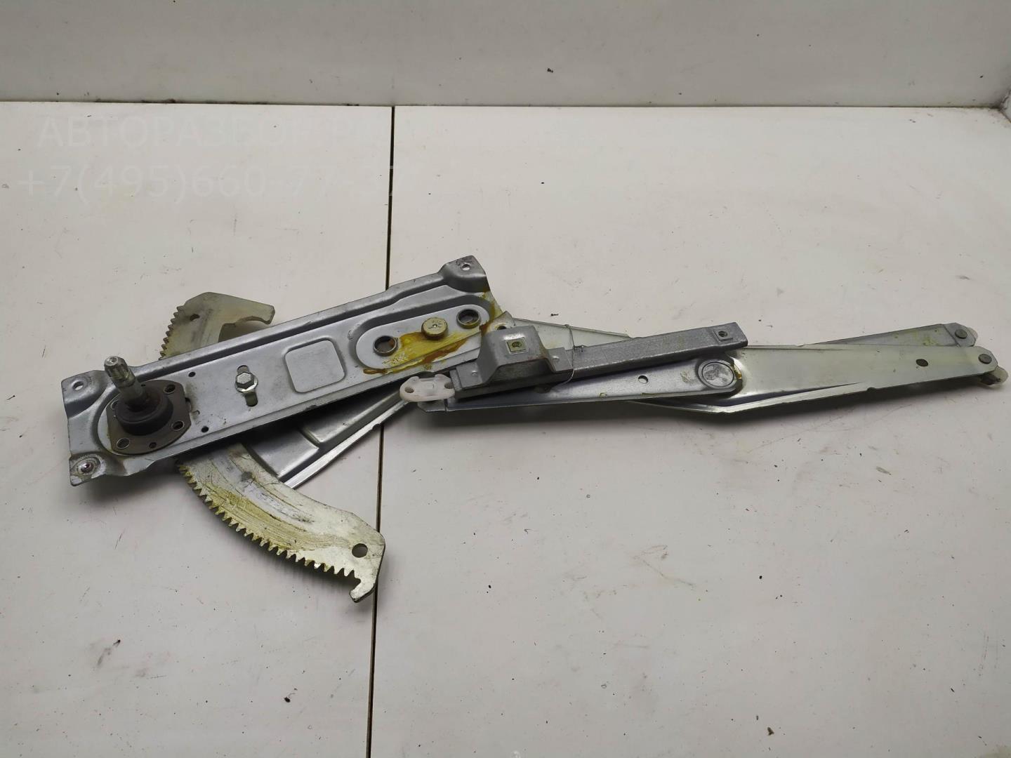 Стеклоподъемник механ. передний правый