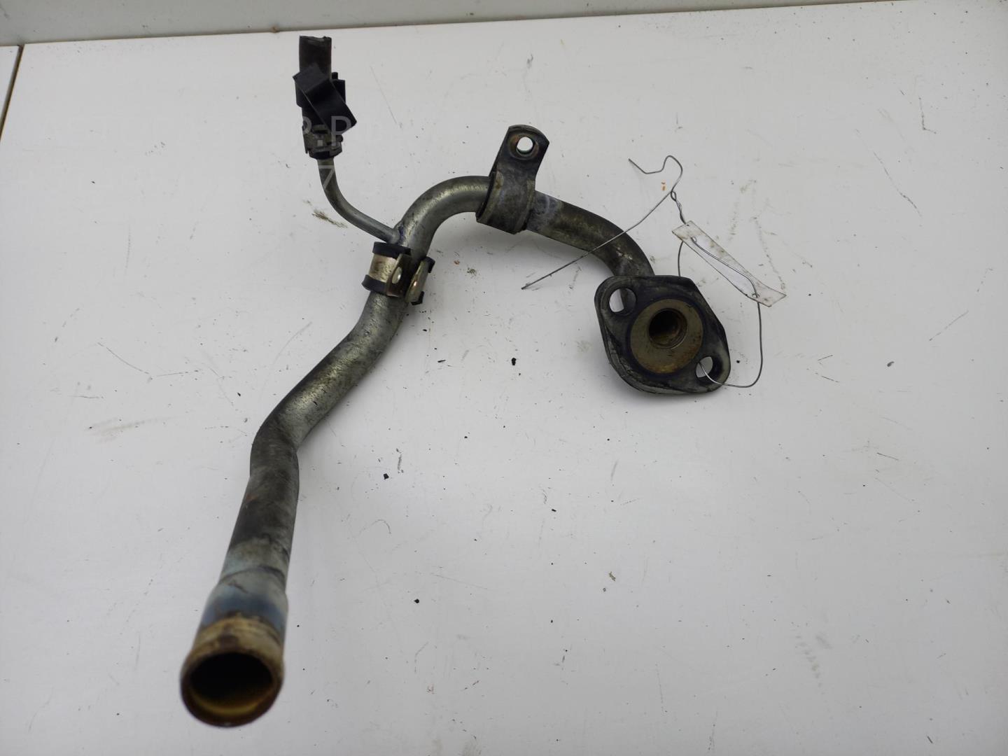 Трубка системы охлаждения