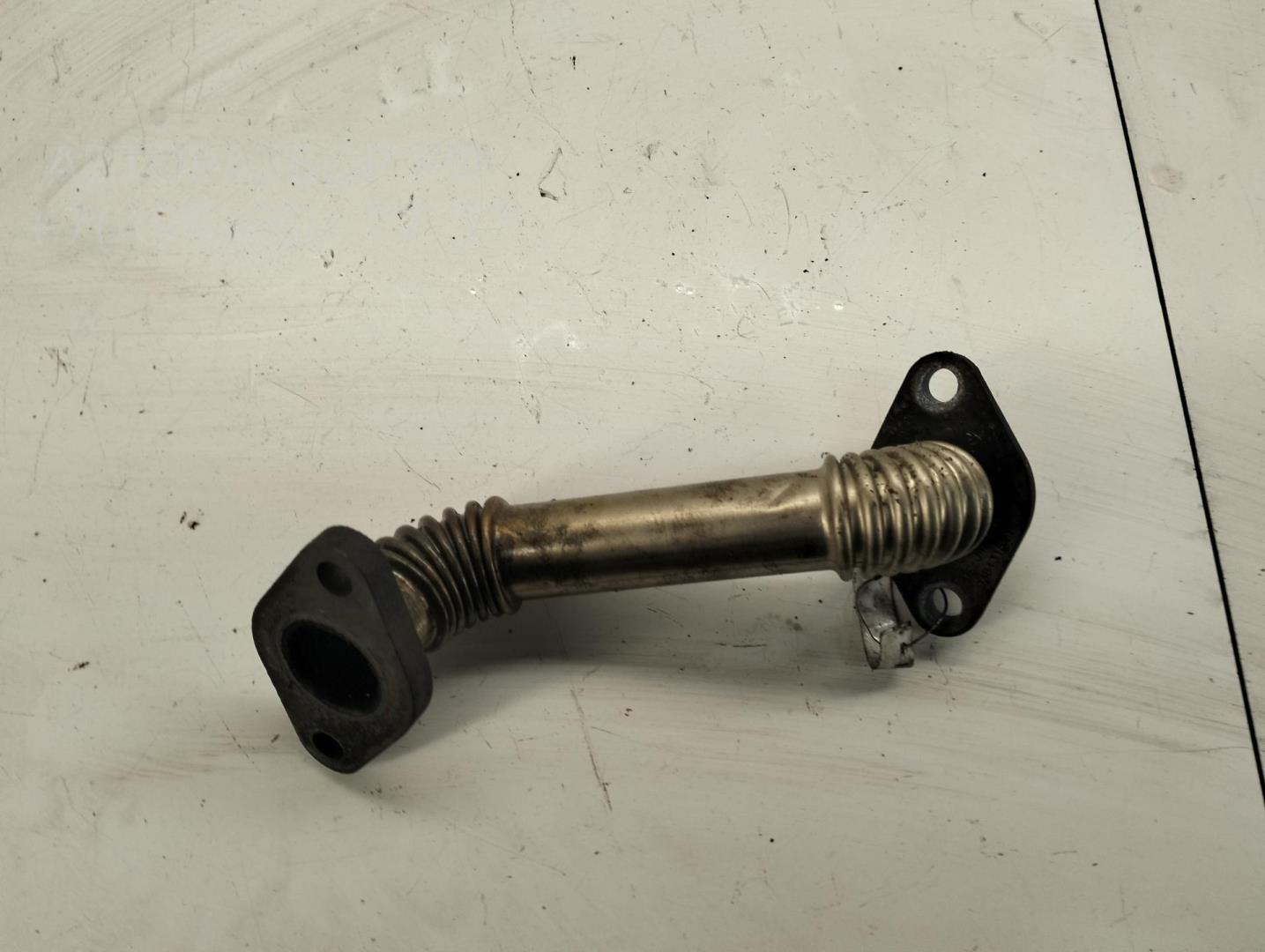 Трубка картерных газов