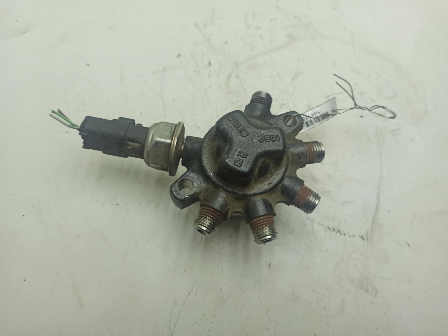 Рейка топливная (рампа)