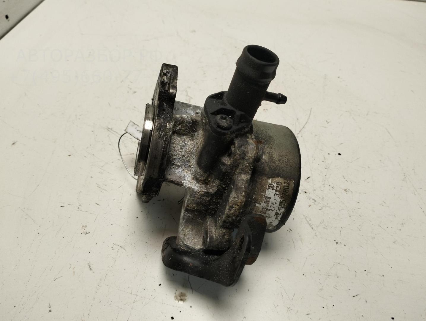 Насос вакуумный