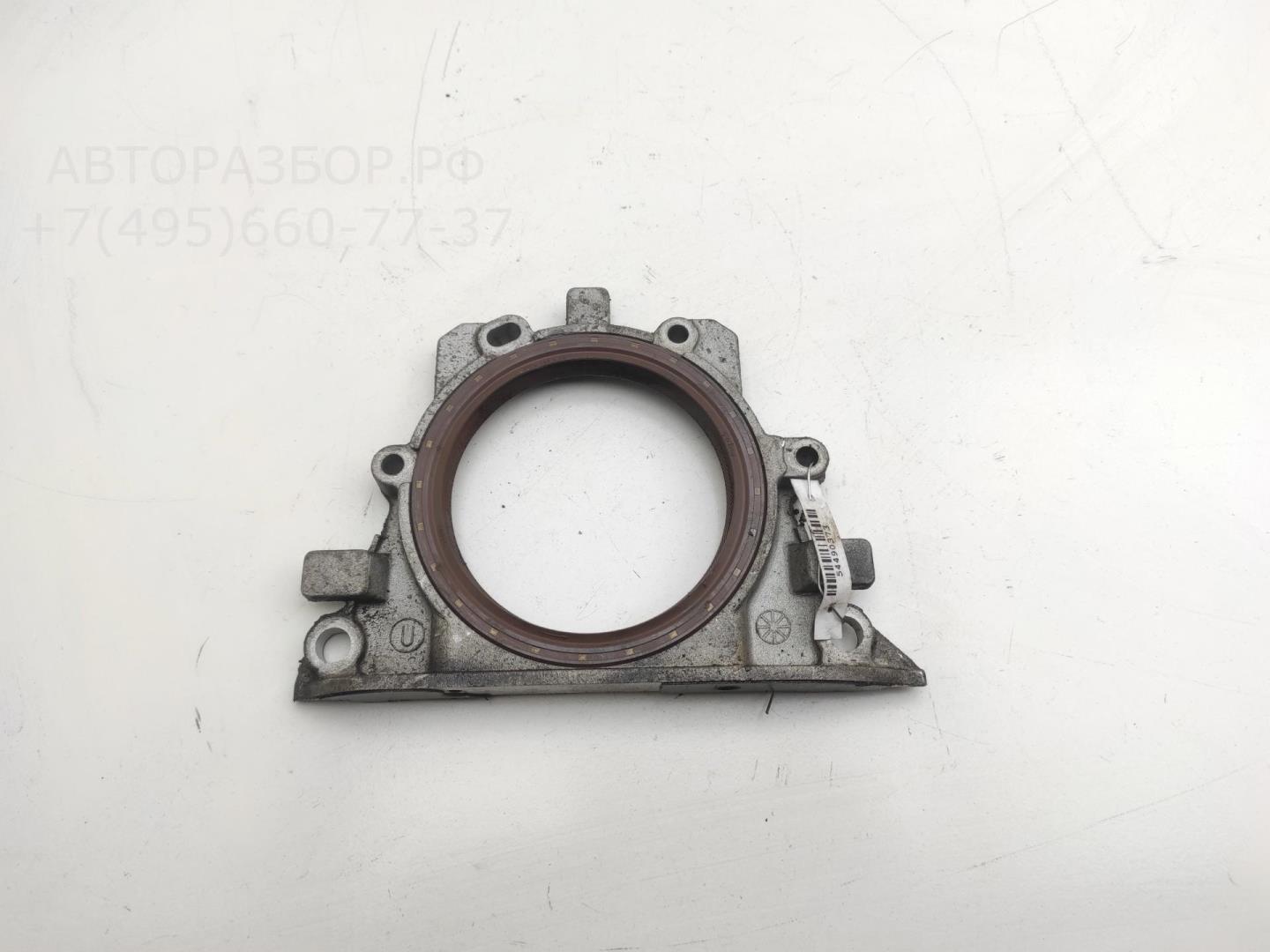 Крышка двигателя