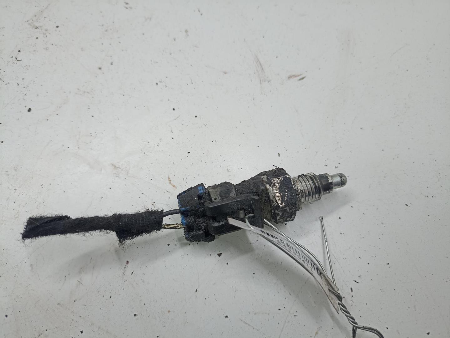 Датчик включения заднего хода