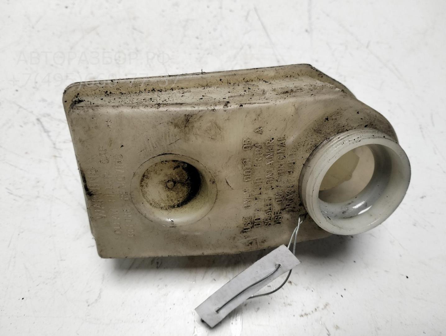 Бачок главного тормозного цилиндра