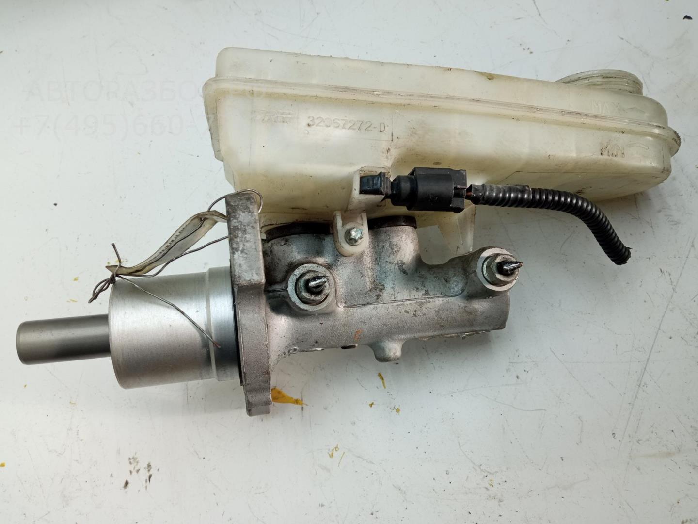 Цилиндр тормозной главный