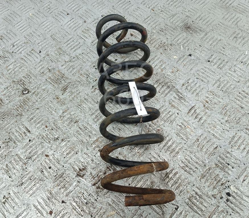 Пружина задняя