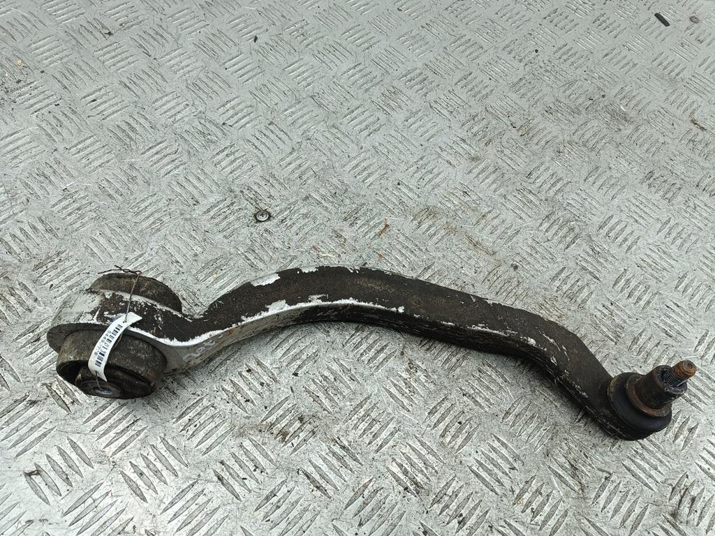 Рычаг передний правый